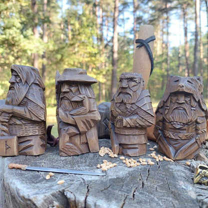 Norse Pagan Resin Ornament – Viking Gods Odin & Thor Shelf Decor